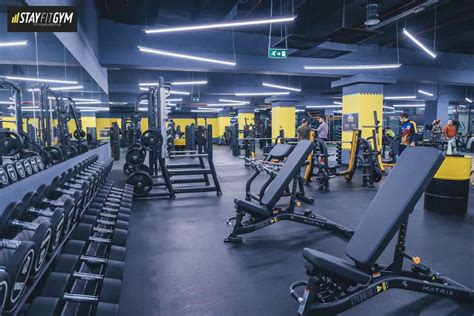 Re Eaua De Centre De Fitness Aerobic Stay Fit Gym Va Deschide Prima