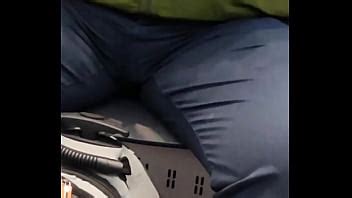 Bulto De Maduro Casado En El Metro Xvideos