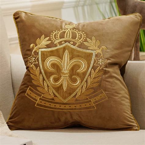 Avigers 20 X 20 Inch Shield Embroidery Velvet Cushion Cover Luxury European Pillow