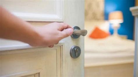 Ngủ nude 10 tác dụng sức khỏe khi ngủ khỏa thân