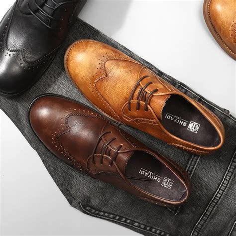 British Style Vintage Round Toe Leather Shoes High Quality Carved Real