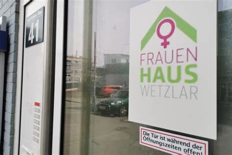 Volksbank Mittelhessen fördert das Wetzlarer Frauenhaus