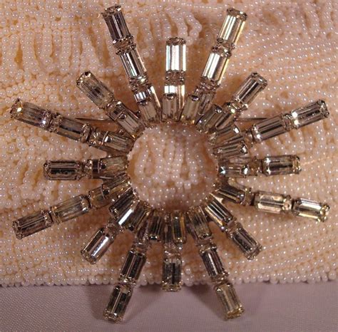 Vintage WEISS STARBURST BROOCH Large Clear Rhinestone Prong Set Brooch