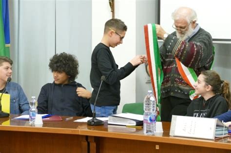 Cerimonia Di Insediamento Del CCRR Ed Elezione Del Sindaco Dei Ragazzi