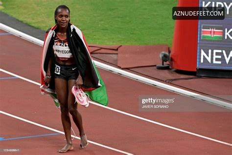 Faith Kipyegon Feet Aznudefeet