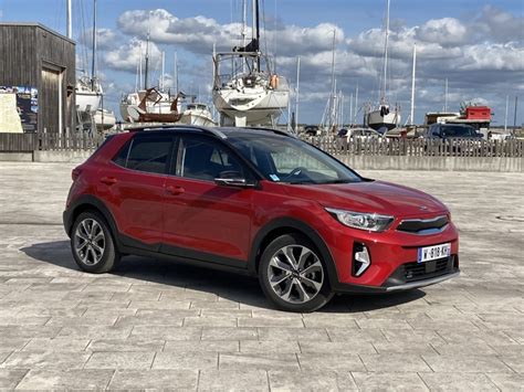 Fiches Techniques KIA STONIC 2022 KIA STONIC