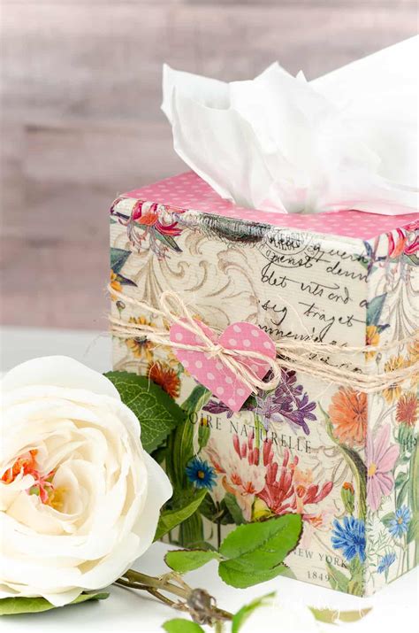 How To Decoupage On Wood Expert Tips And Video Tutorial