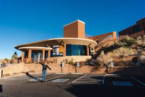 How To Visit The Meteor Crater And Barringer Space Museum In Arizona