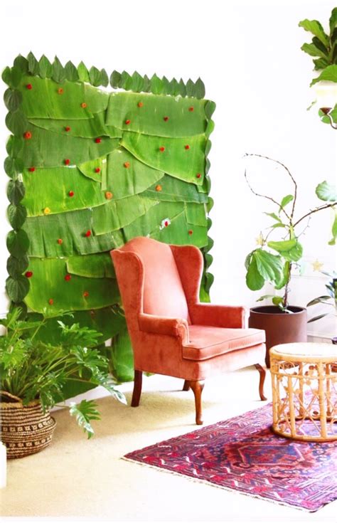 Stunning Banana Leaf Backdrop Tutorial - The Keybunch Decor Blog