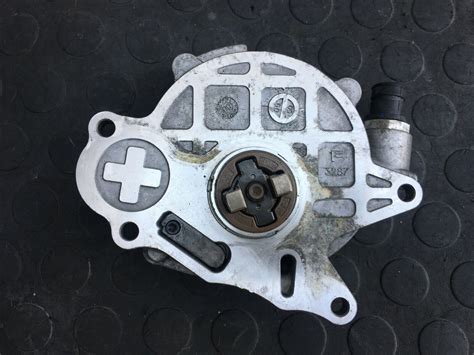 VW AUDI A4 2.0TDI VACUUM PUMP OEM 03L145100G | eBay