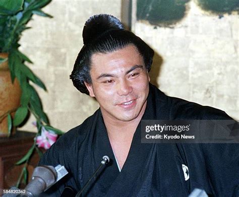 Yokozuna (Wrestler) Photos and Premium High Res Pictures - Getty Images