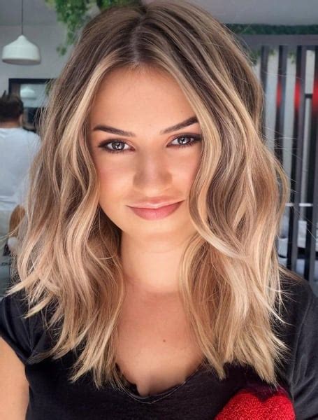 55 Best Layered Hairstyles And Haircuts In 2023 The Trend Spotter