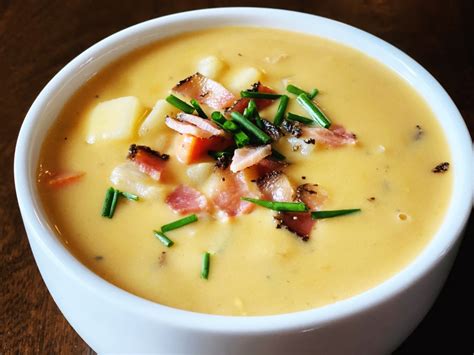 Cheesy Bacon & Potato Soup - Money Savvy Living