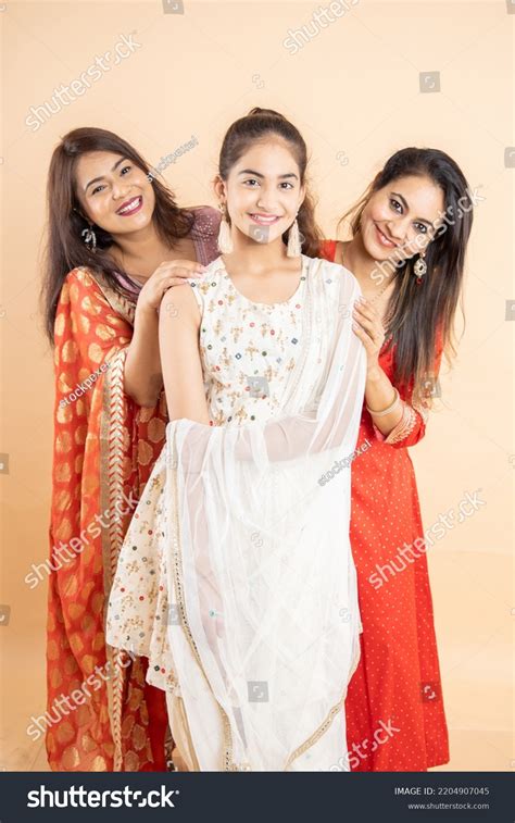 36645 Girl Traditional Outfit Images Stock Photos And Vectors