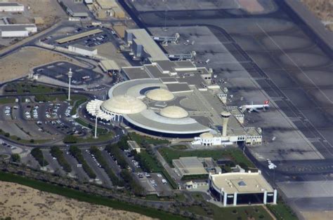 FlightMode: Sharjah airport in Dubai records 11.55% increase passenger ...