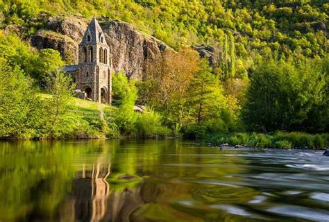 Gorges De L Allier Le Pays Ou La Nature Prend Sa Source Auvergne