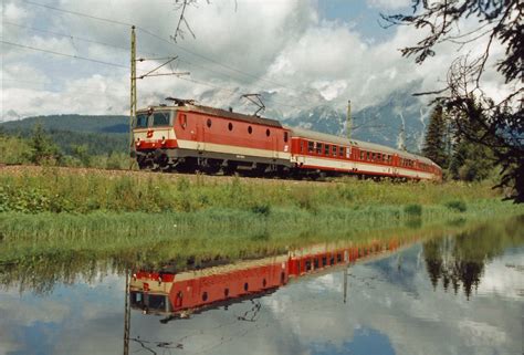 Mit E Bei Der Ausfahrt Aus Seefeld T Am