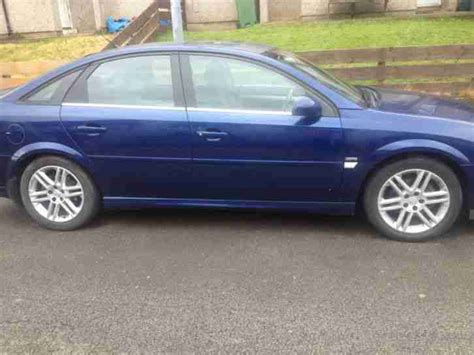 2004 VAUXHALL VECTRA SRI 16V BLUE. car for sale