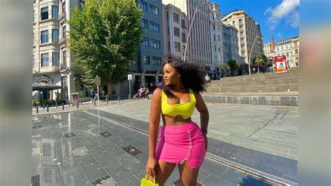 Crazy Fans Gift Ceec A 700 Billion Naira Mansion In Lekki For Her