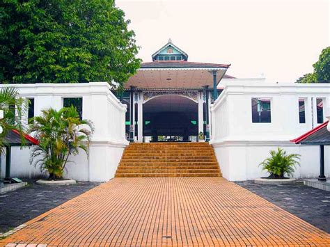 Fort Vredeburg Museum Collections Entrance Fee