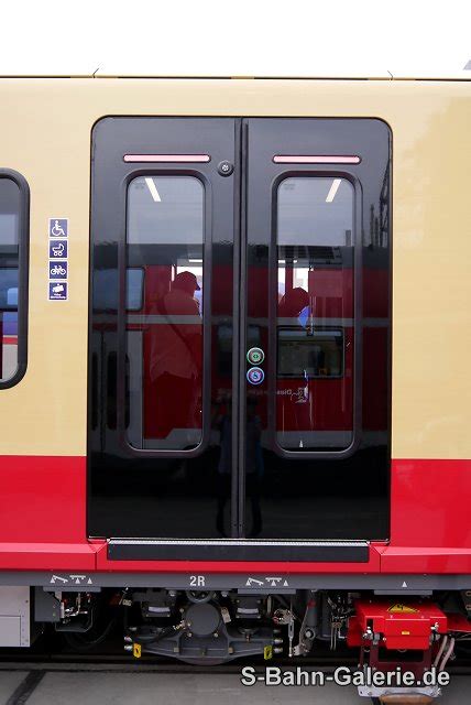 Baureihe 484 - Vorstellung InnoTrans 2018 - S-Bahn-Galerie.de