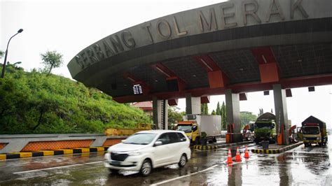 Foto Jalan Tol Tangerang Merak Diskon 10 Persen