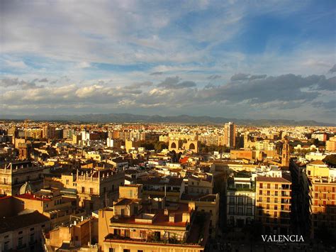 TRAVEL BROADENS THE MIND: Spain - Valencia