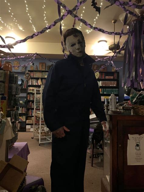 You can’t kill the boogeyman | Michael myers halloween costume, Michael ...