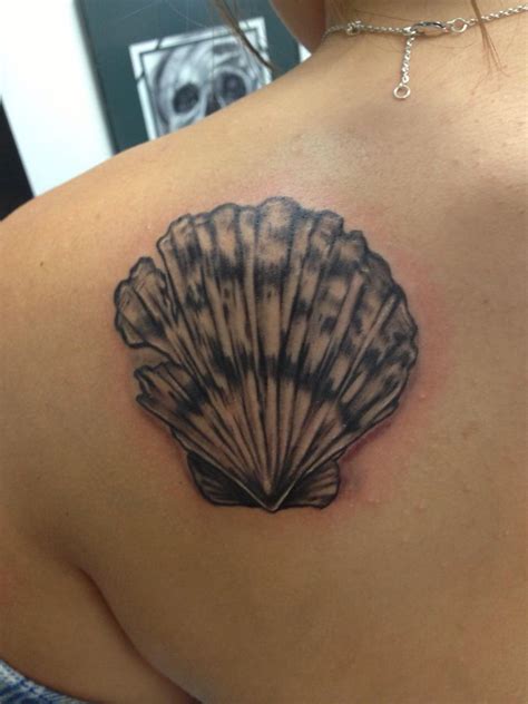 Scallop Shell Tattoo Kinda Like The Broken Corner Shell Tattoo