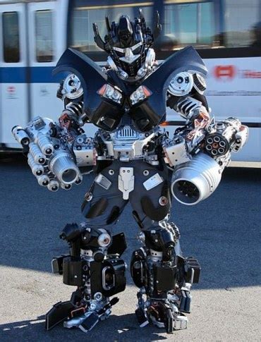 Awesome Transformers Cosplay — GeekTyrant