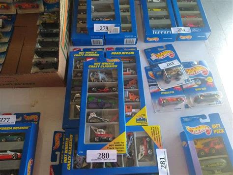 Hot Wheels Gift Packs Incl Crazy Classics Road Repair Assiter Auctioneers