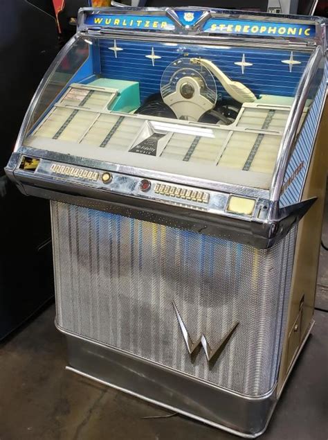 Wurlitzer Stereophonic 45 Rpm Record Jukebox 1959