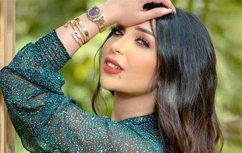 الفنانة دنيا بطمة تخرج عن صمتها وتتحدث عن زوجها وصهرها