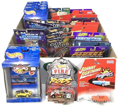 Lot NIP Cars Hot Wheels Racing Champions