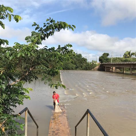 Rio Marataoan Ainda N O Atinge Cota De Inunda O Em Barras Longah