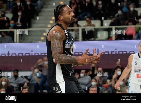 Aquila Trento Basketball Hi Res Stock Photography And Images Alamy