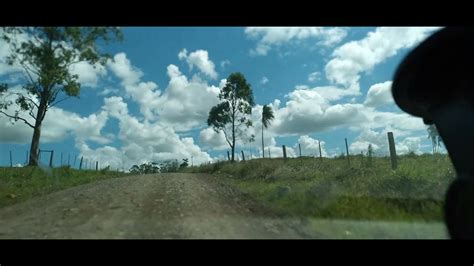 zona rural de Joaquim Távora PR estrada que passa ao lado do santuário