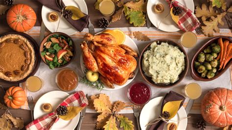 Target's Thanksgiving Dinner Feeds 4 People For $25