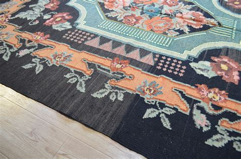 Vintage Kilim Rug Floral Kilim Rug Roses Kilim Rug Tapis Etsy