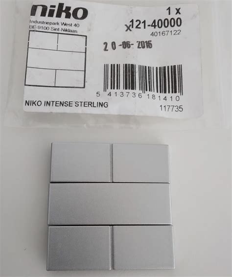 Niko Intense Sterling Toets 4 Voudige Drukknop Leds 121 40100