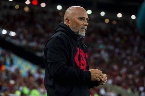 Sampaoli Do Flamengo Se Pronuncia Ap S Agress O De Seu Preparador