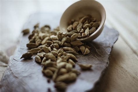 Alimentos Cardamomo Propiedades Beneficios Y Su Uso En La Cocina