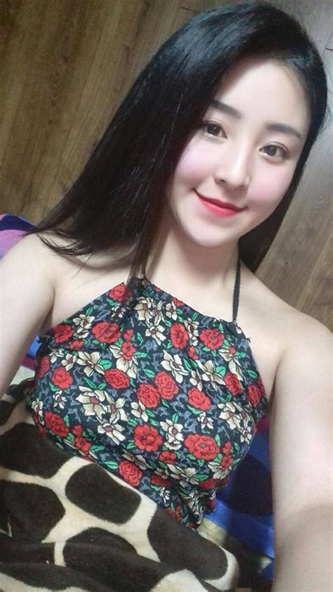 Nhan sắc thay đổi hiện tại của hot girl bánh tráng trộn Đà Lạt từng gây bão cộng đồng mạng
