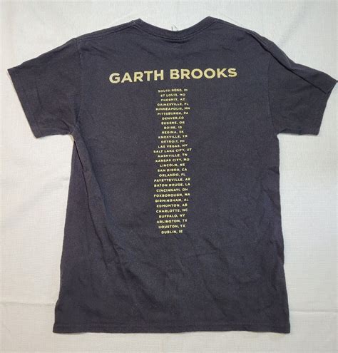 Garth Brooks Stadium Tour Country Music Medium Adult … - Gem