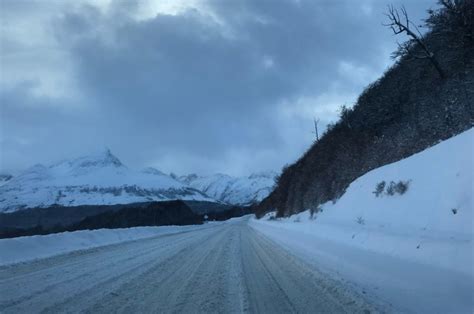 Nieve Y Hielo Solicitan Transitar Con Extrema Precaución Por La Ruta 3