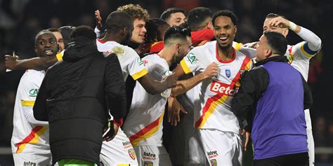 Coupe De France Lens S Impose Aux Tirs Au But Contre Lorient Et File