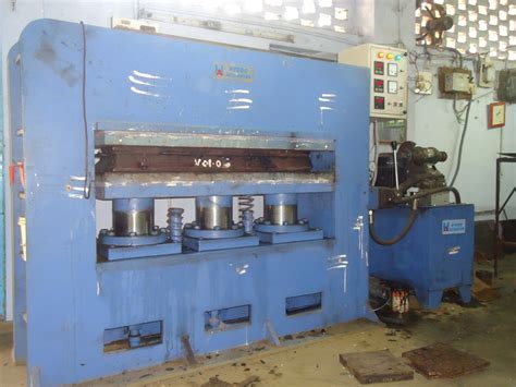 Mild Steel Single Phase Heavy Duty Rubber Moulding Press At Best Price