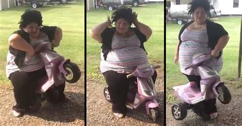 Chubby Diva Falls Off Kid's Bike - Funny Video | eBaum's World