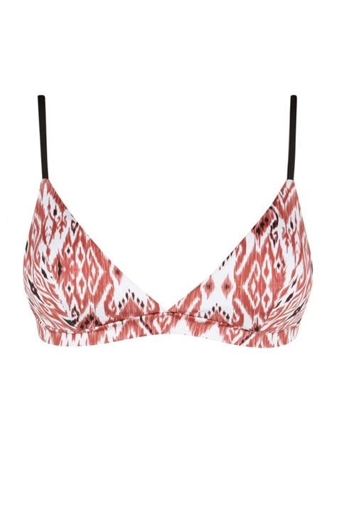 Hot Sexy Sophie Sof Bikini Pics