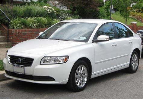 2011 Volvo S40 T5 R-Design - Sedan 2.5L Turbo auto